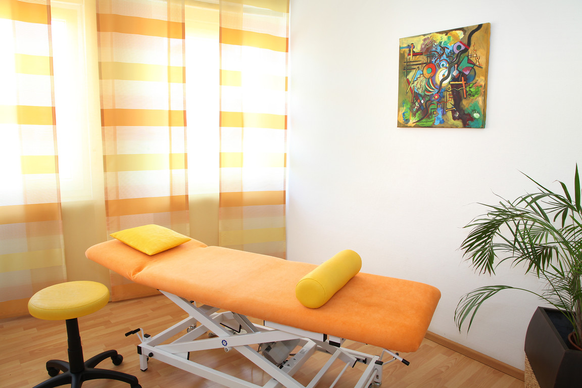 Praxis Für Orthopädie Und Osteopathie Mehrdad Labkhandifar Wie teuer ist eine Osteopathie - Behandlung